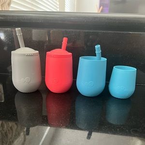 4 Ezpz Mini Cup + Straw Training Systems. Silicone straw Cups baby / toddler.